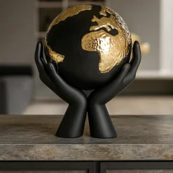 Soprammobili Moderni-Bongelli Preziosi Scultura mondo nelle mani nero oro h13 soprammobile