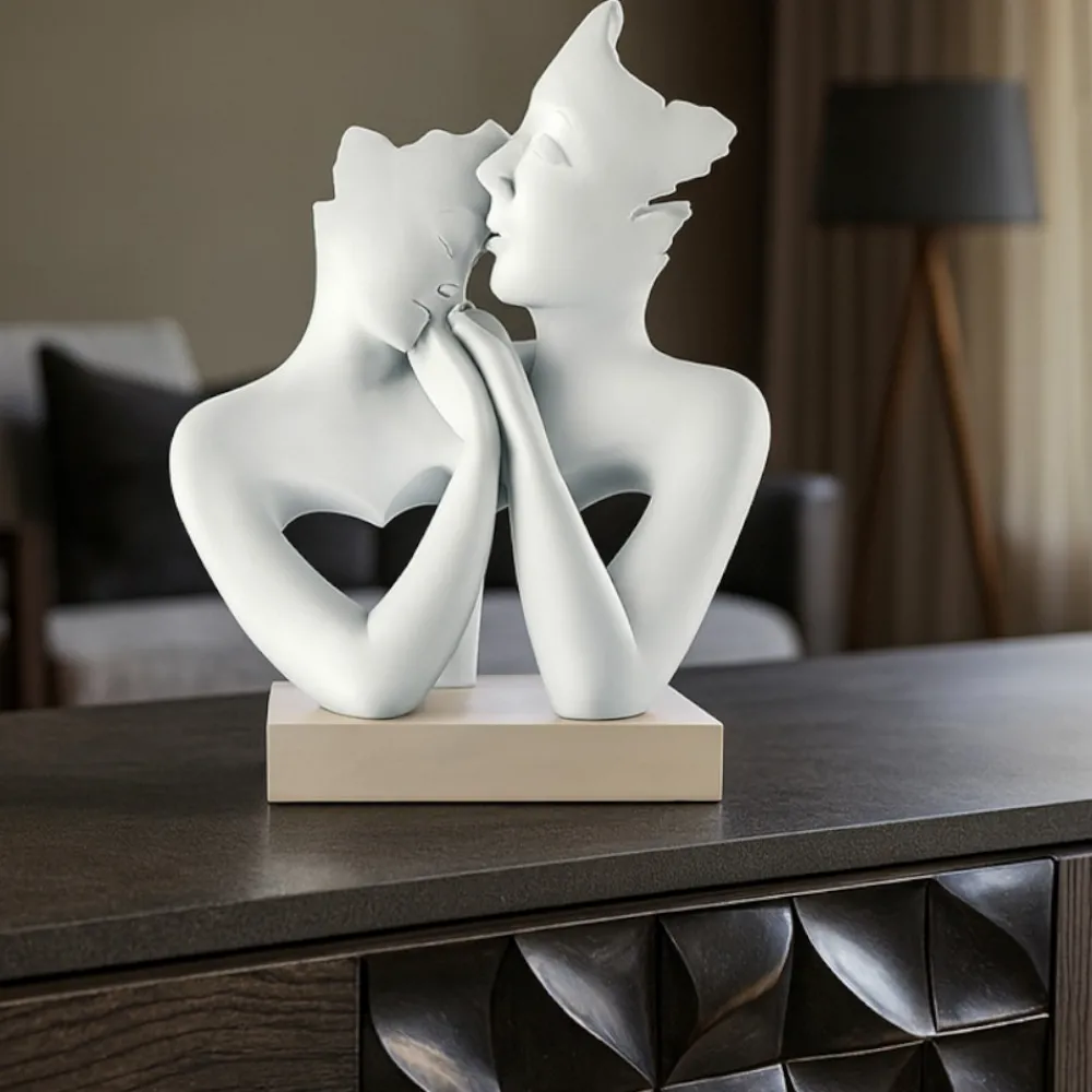 Soprammobili Moderni-Bongelli Preziosi Scultura stilizzata h27 innamorati base nocciola