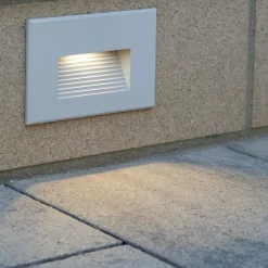 Segnapasso Led-Selezionato da Mazzolaluce Segnapasso da esterno led 3w 4000k incasso a parete bianco ip65