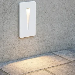 Segnapasso Led-Selezionato da Mazzolaluce Segnapasso da incasso per interni esterni bianco led 3w 3000k