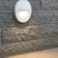 Segnapasso Led-Selezionato da Mazzolaluce Segnapasso led bianco per parete da esterno rotondo 3w 3000k