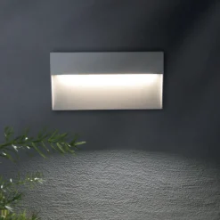 Segnapasso Led-Selezionato da Mazzolaluce Segnapasso led bianco rettangolare 6w 3000k per esterno ip65