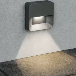 Segnapasso Led-Selezionato da Mazzolaluce Segnapasso led da esterno grigio led 6w 3000k quadrato ip65