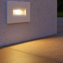 Segnapasso Led-Selezionato da Mazzolaluce Segnapasso led da esterno 3000k per cassetta 503 3w ip65 bianco