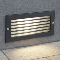 Segnapasso Led-Selezionato da Mazzolaluce Segnapasso led incasso per esterno 10w 4000k nero