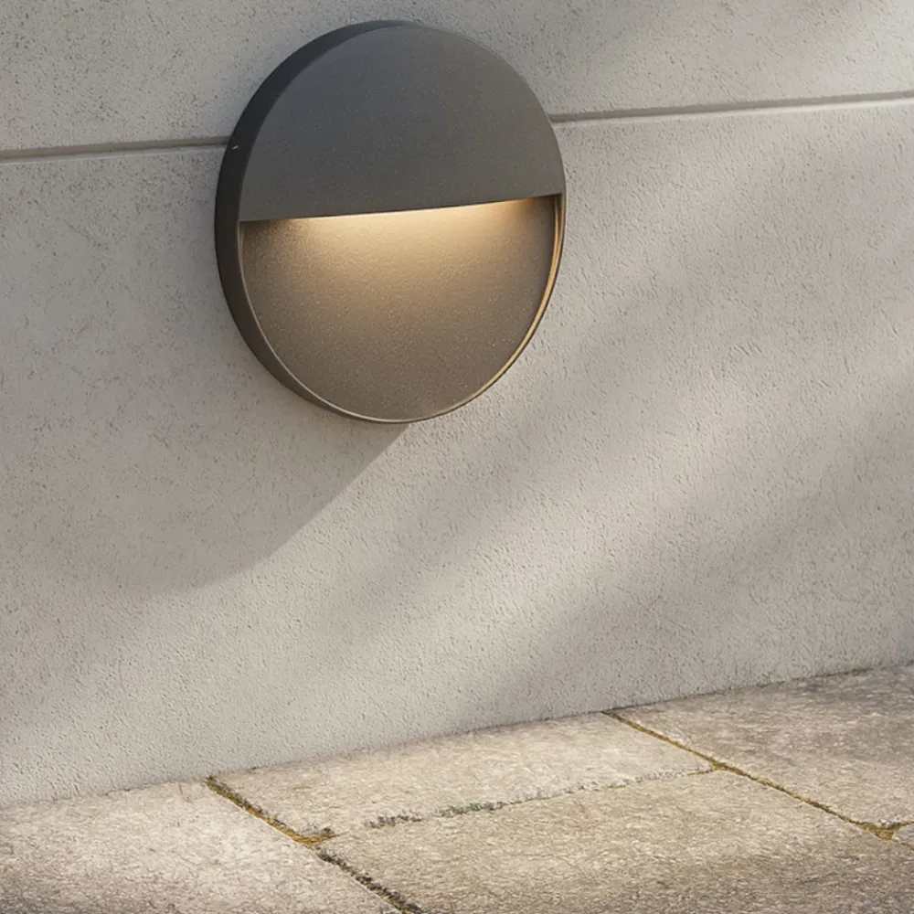 Segnapasso Led-Selezionato da Mazzolaluce Segnapasso led per esterno a parete rotondo grafite ip65