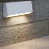 Segnapasso Led-Selezionato da Mazzolaluce Segnapasso led per esterno bianco da parete squadrato ip65