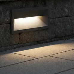 Segnapasso Led-Selezionato da Mazzolaluce Segnapasso led rettangolare da incasso parete per esterno grafite ip65