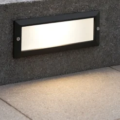 Segnapasso Led-Selezionato da Mazzolaluce Segnapasso nero da esterno led 10w 3000k per incasso parete ip65