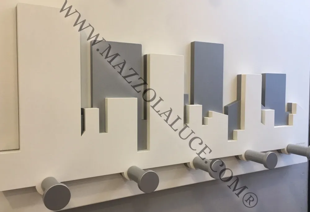 Appendiabiti Da Parete-Selezionato da Mazzolaluce Skyline appendiabiti legno da parete design moderno colore bianco grigio