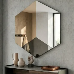 Specchi Da Parete-Selezionato da Mazzolaluce Specchio da parete esagonale 70x80 design vetro bronzo fume