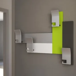 Appendiabiti Da Parete-Selezionato da Mazzolaluce Stripes 80 appendiabiti a muro moderno verde mela bianco grigio