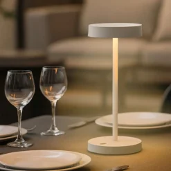 Lampade Da Tavolino Esterno-Ideal Lux Toffee tl lampada da tavolo ip54 bianco led 3000k portatile