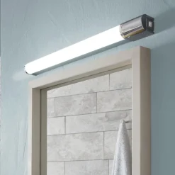 Applique Da Bagno-Eglo Tragacete applique da bagno per specchio led 4000k ip44