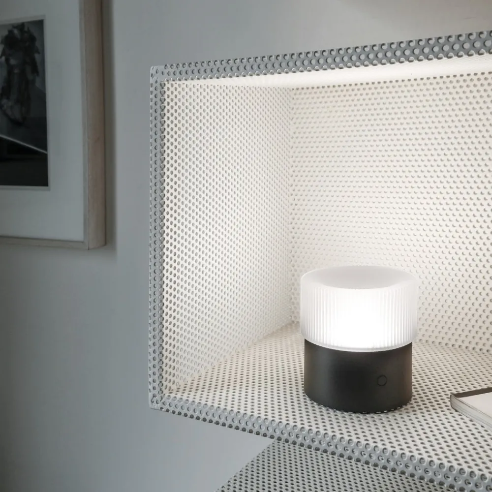 Lampade Da Tavolo-Vivida International Vivida lampada da tavolo pilastro vetro bianco led dimmerabile cct